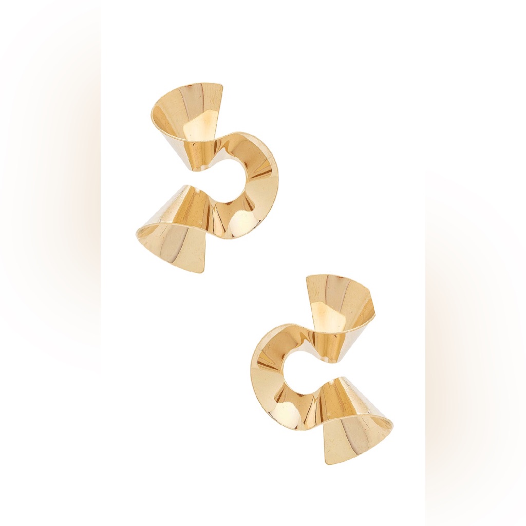 New Revolve Joppie Golden Statement Earrings 28$